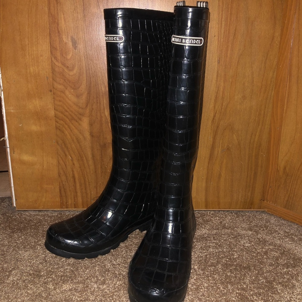 Henri Bendel Rain Boots